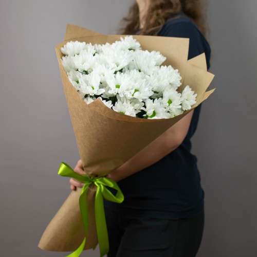 Букет из белых кустовых хризантем, 7 шт