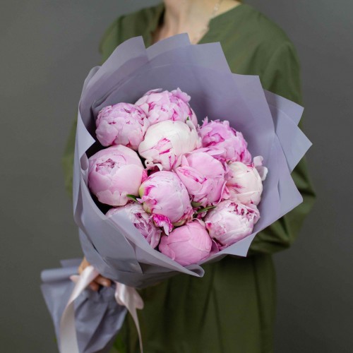 Букет из розовых пионов Сара Бернар, 11 шт